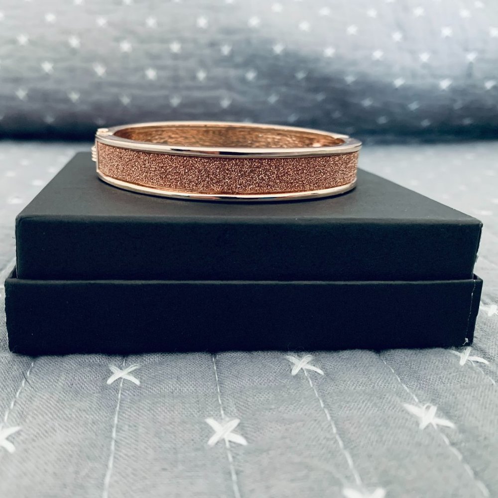 Charming Charlie Pink Sparkle ✨ Bracelet NWOT